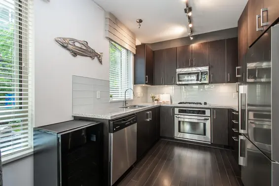 116 119 West 22nd Street, North Vancouver For Sale - image 9