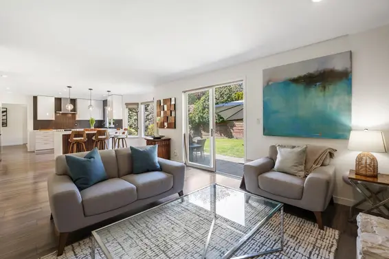5441 Cliffridge Avenue, North Vancouver For Sale - image 12