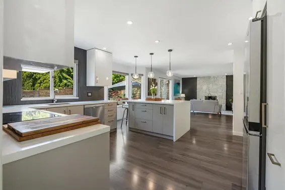 5441 Cliffridge Avenue, North Vancouver For Sale - image 15