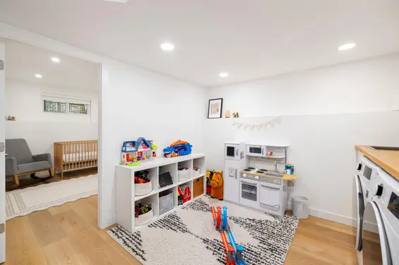 416 St. Georges Avenue, North Vancouver For Sale - image 27