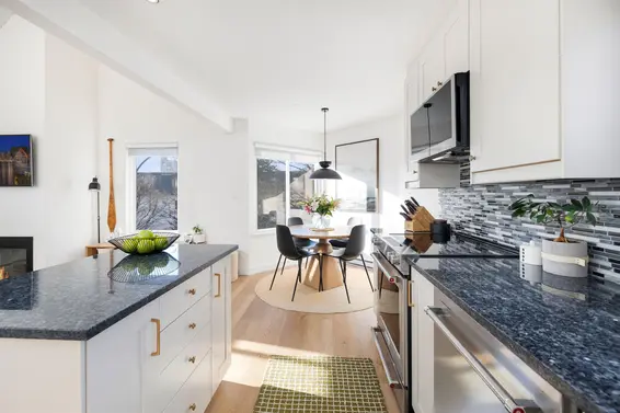 416 St. Georges Avenue, North Vancouver For Sale - image 8