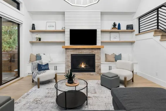 1260 Plateau Drive, North Vancouver For Sale - image 10