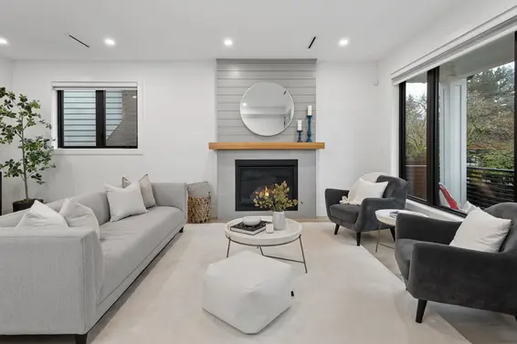 1260 Plateau Drive, North Vancouver For Sale - image 17