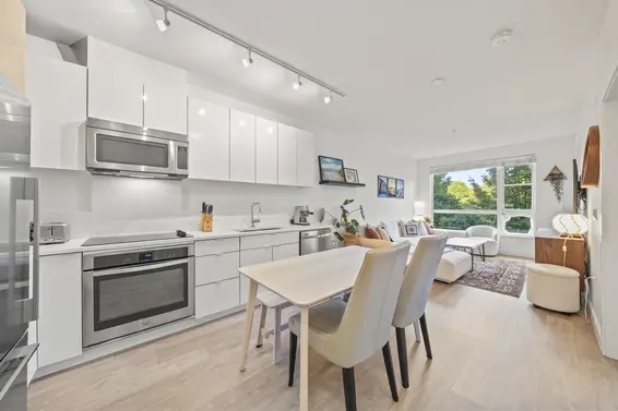 214 1621 Hamilton Avenue, North Vancouver For Sale - image 2