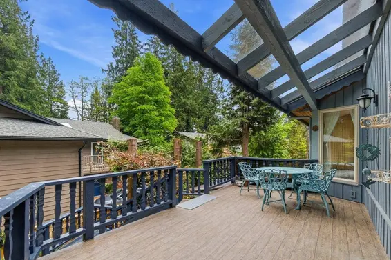 4786 Armour Court, North Vancouver For Sale - image 11