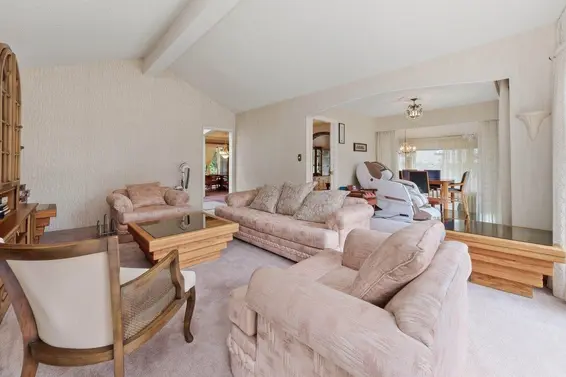 4786 Armour Court, North Vancouver For Sale - image 6