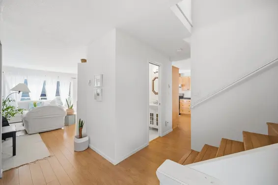 1309 Mahon Avenue, North Vancouver For Sale - image 4