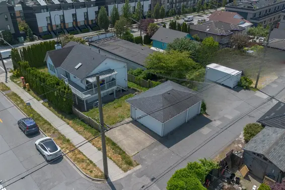 658 East 3rd Street, North Vancouver For Sale - image 11
