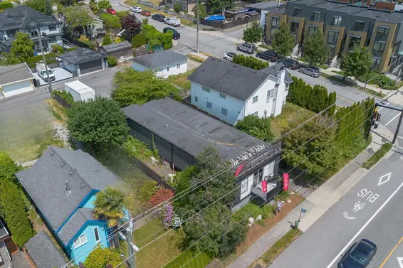 658 East 3rd Street, North Vancouver For Sale - image 8