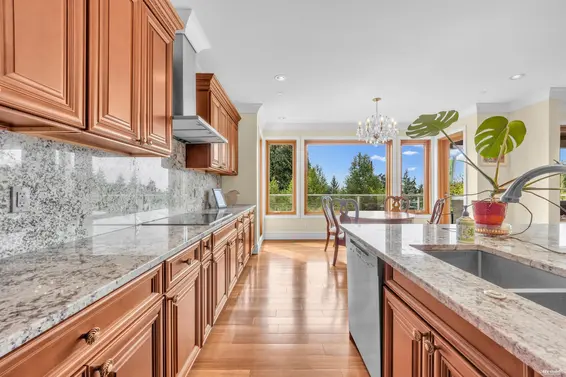 950 Greenwood Road, West Vancouver For Sale - image 11