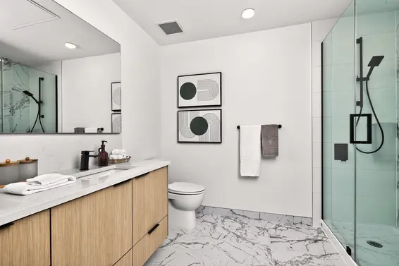 519 422 East 3rd Street, North Vancouver For Sale - image 17