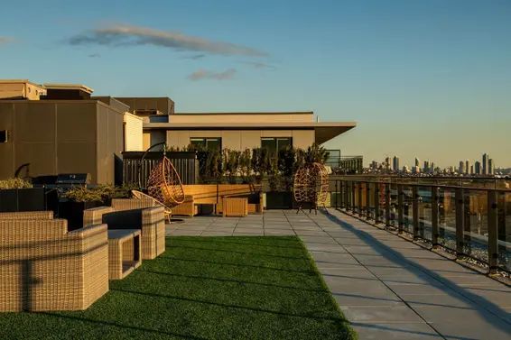 519 422 East 3rd Street, North Vancouver For Sale - image 35