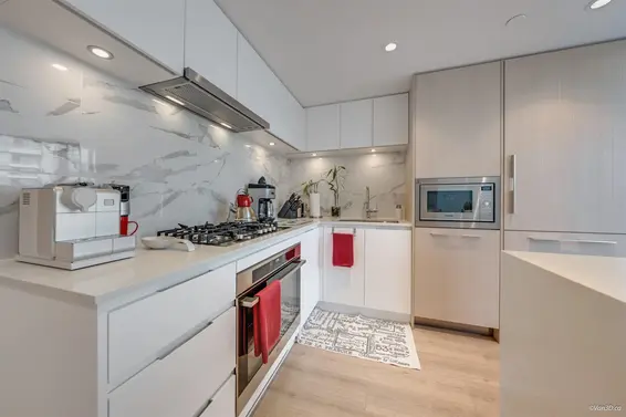1102 1500 Fern Street, North Vancouver For Sale - image 5