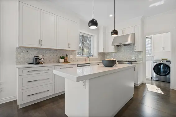 917 Wavertree Road, North Vancouver For Sale - image 11