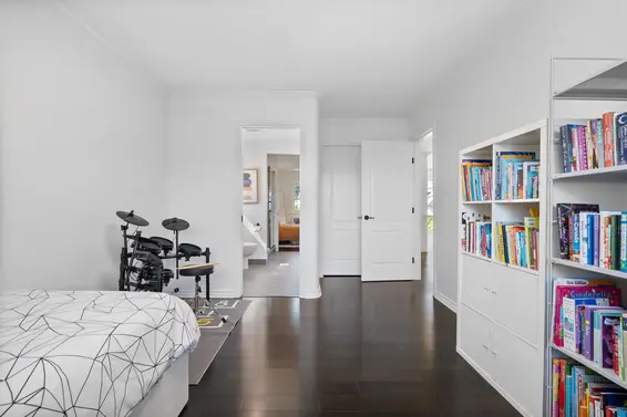 917 Wavertree Road, North Vancouver For Sale - image 33