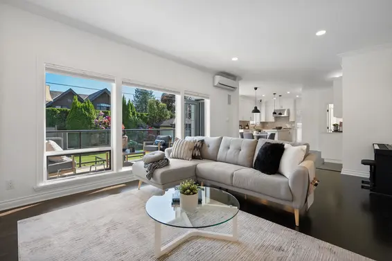 917 Wavertree Road, North Vancouver For Sale - image 9