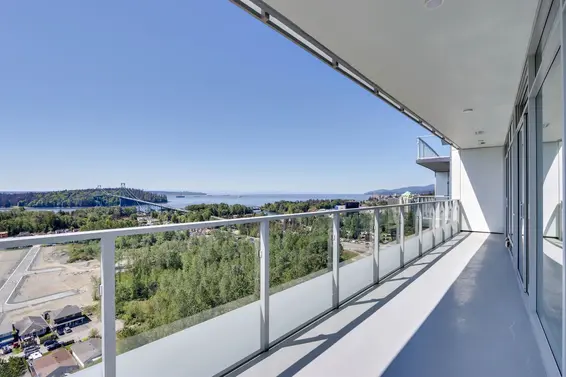 2204 200 Klahanie Court, West Vancouver