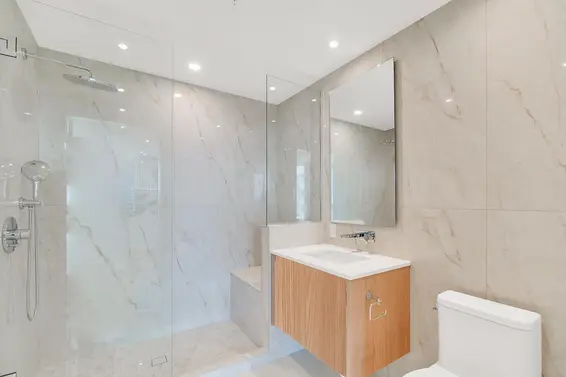 408 135 East 13th Street, North Vancouver For Sale - image 23