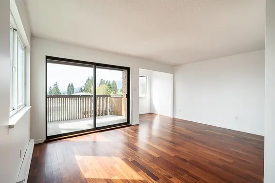 203 107 West 27th Street, North Vancouver For Sale - image 2