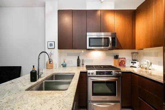 206 135 West 2nd Street, North Vancouver For Sale - image 17
