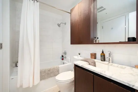 206 135 West 2nd Street, North Vancouver For Sale - image 19