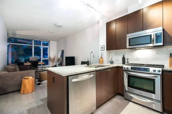 206 135 West 2nd Street, North Vancouver For Sale - image 5