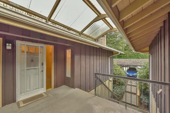 302 555 West 28th Street, North Vancouver For Sale - image 25