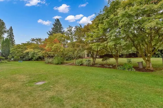 302 555 West 28th Street, North Vancouver For Sale - image 32