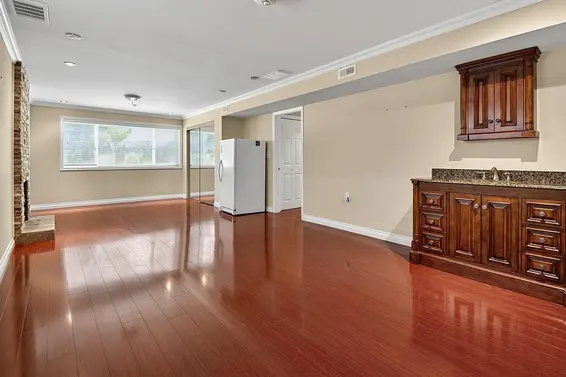 1106 Heywood Street, North Vancouver For Sale - image 3