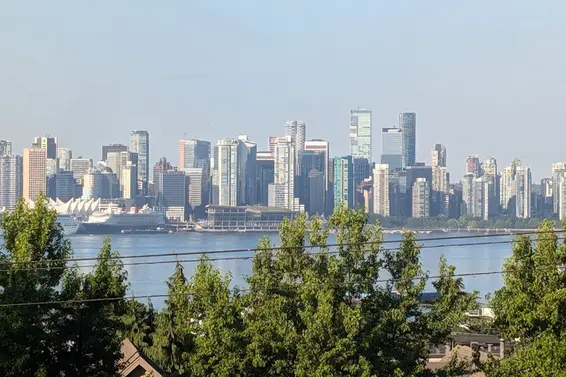 255 West 6th Street, North Vancouver For Sale - image 3