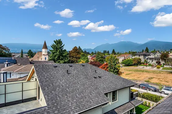 255 West 6th Street, North Vancouver For Sale - image 36