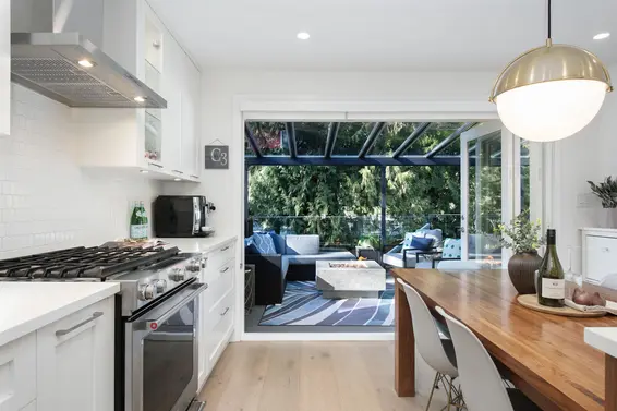 3981 Lynn Valley Road, North Vancouver For Sale - image 11