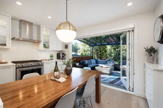 3981 Lynn Valley Road, North Vancouver For Sale - image 12