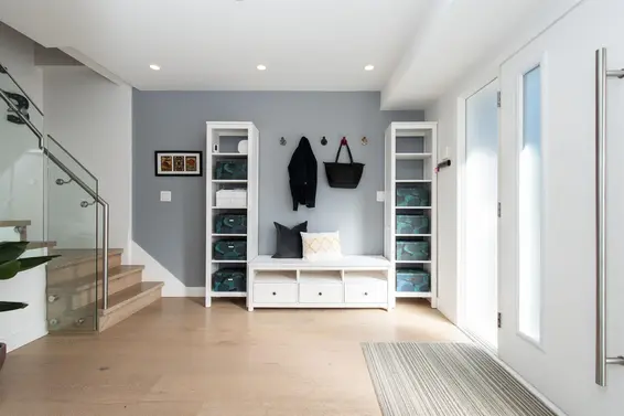 3981 Lynn Valley Road, North Vancouver For Sale - image 2