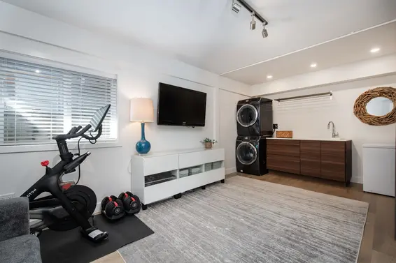 3981 Lynn Valley Road, North Vancouver For Sale - image 29