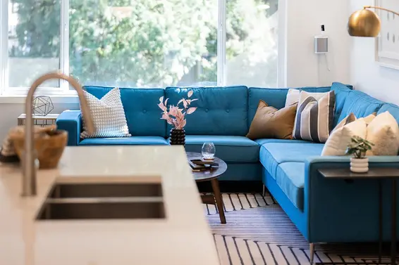 3981 Lynn Valley Road, North Vancouver For Sale - image 6