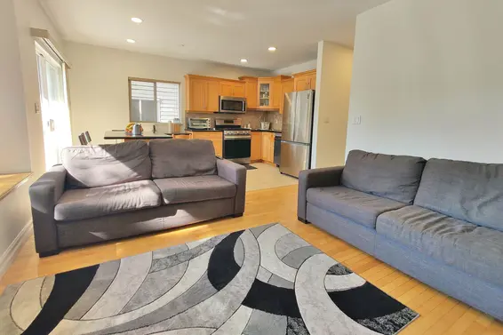 561 West 28th Street, North Vancouver For Sale - image 10
