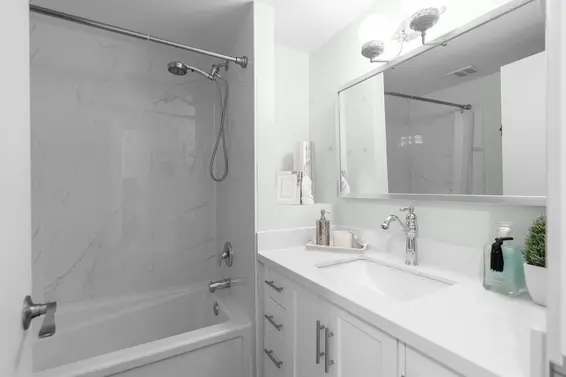 402 1750 Esquimalt Avenue, West Vancouver For Sale - image 11