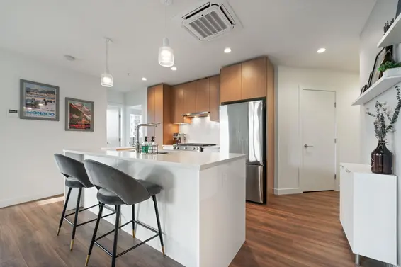 201 108 East 8th Street, North Vancouver For Sale - image 7