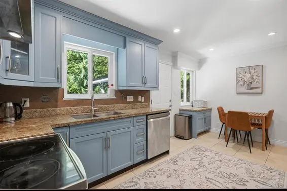 3693 Regent Avenue, North Vancouver For Sale - image 12
