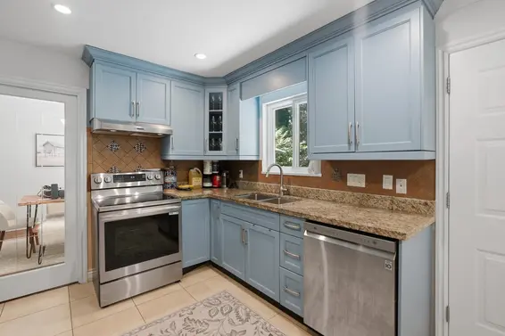 3693 Regent Avenue, North Vancouver For Sale - image 16