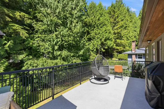 3693 Regent Avenue, North Vancouver For Sale - image 18