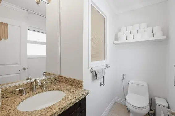 3693 Regent Avenue, North Vancouver For Sale - image 21