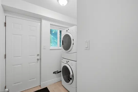 3693 Regent Avenue, North Vancouver For Sale - image 35
