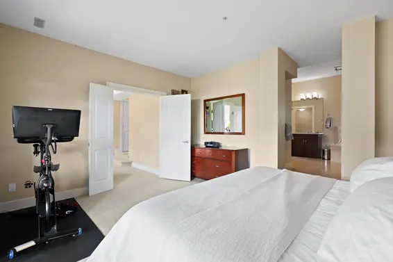 300 Ocean Crest Drive, West Vancouver For Sale - image 13