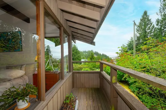 5335 Marine Drive, West Vancouver For Sale - image 24