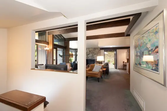 5335 Marine Drive, West Vancouver For Sale - image 6