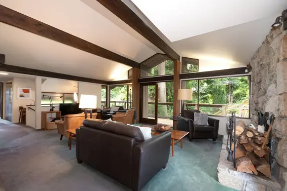 5335 Marine Drive, West Vancouver For Sale - image 8