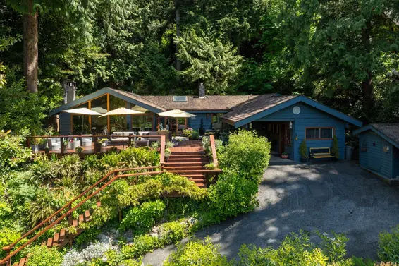 315 Bayview Road, Lions Bay For Sale - image 2
