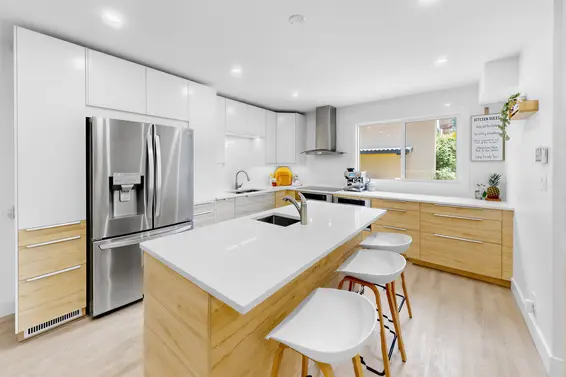 1270 Premier Street, North Vancouver For Sale - image 4